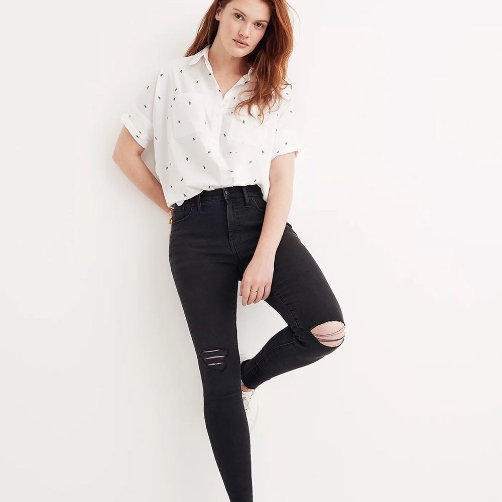 Madewell 9” high rise skinny distressed black jeans size 25
